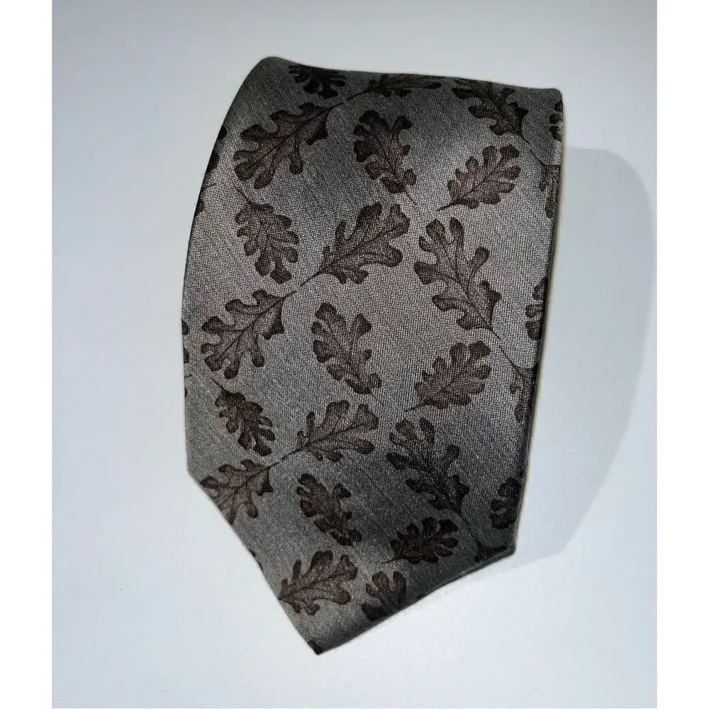 Tommy Hilfiger tie